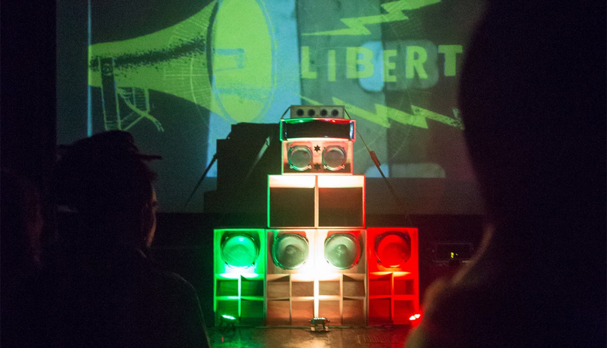 LIBERTAD SOUND SYSTEM LLAMANDO! #4