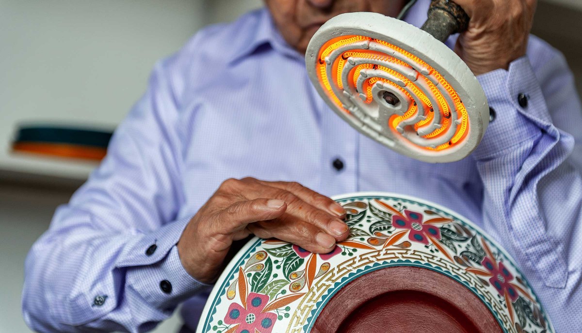 El Barniz de Pasto, una tradición artesanal única en el mundo