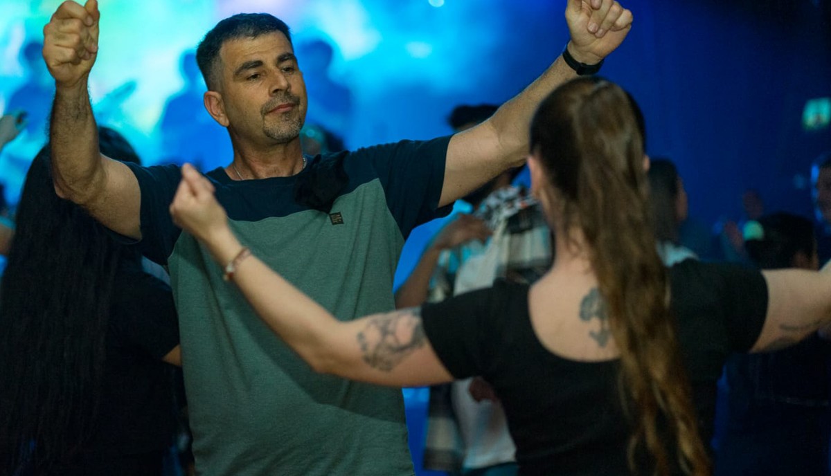 Folklore: Zamba para principiantes con Lola Funes