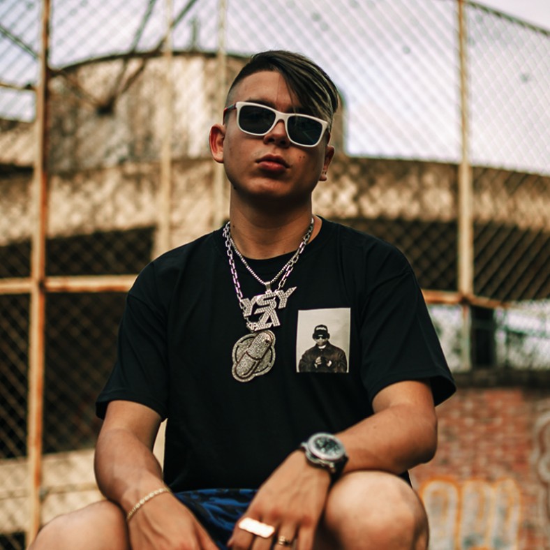 Mano a mano con YSY A