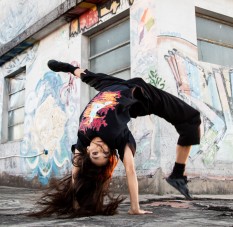 Danza Contemporánea con elementos de Breaking con Mariela Puyol