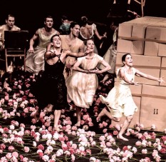 Cómo mirar danza contemporánea con Laura Falcoff