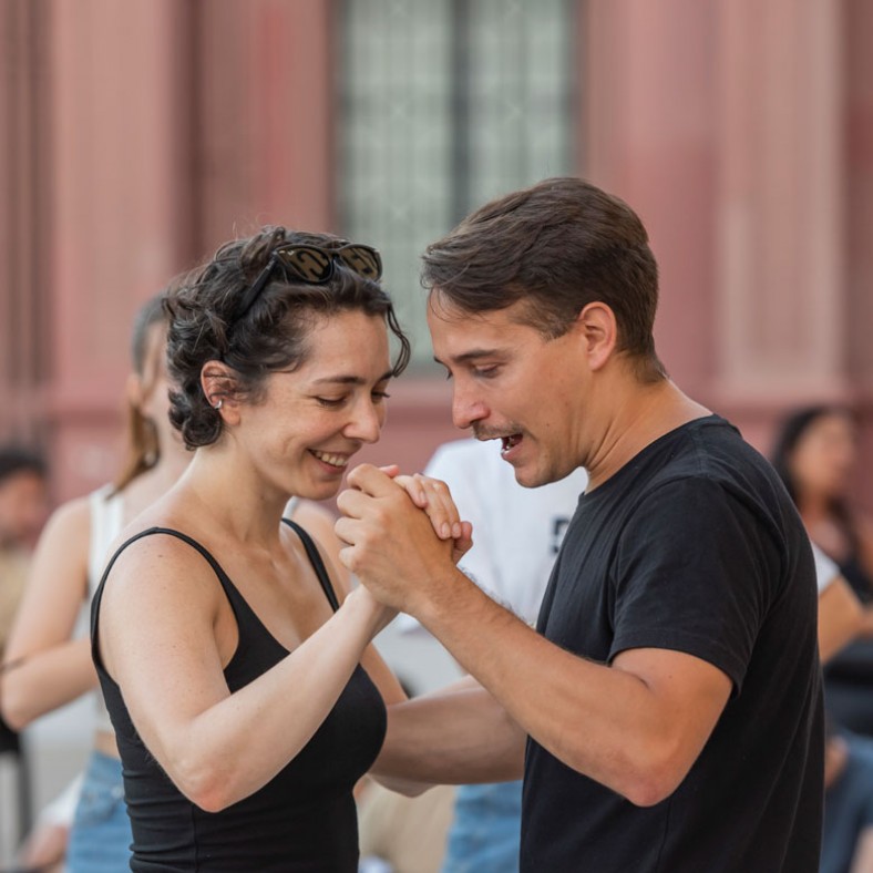 Elementos del tango con Inés Muzzopappa y Martín Chili