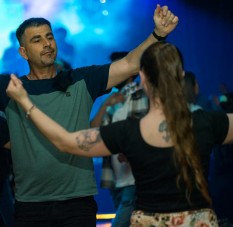 Folklore: Zamba para principiantes con Lola Funes