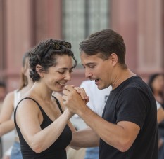 Tango en el Recoleta con Martín Cassara e Inés Muzzopappa